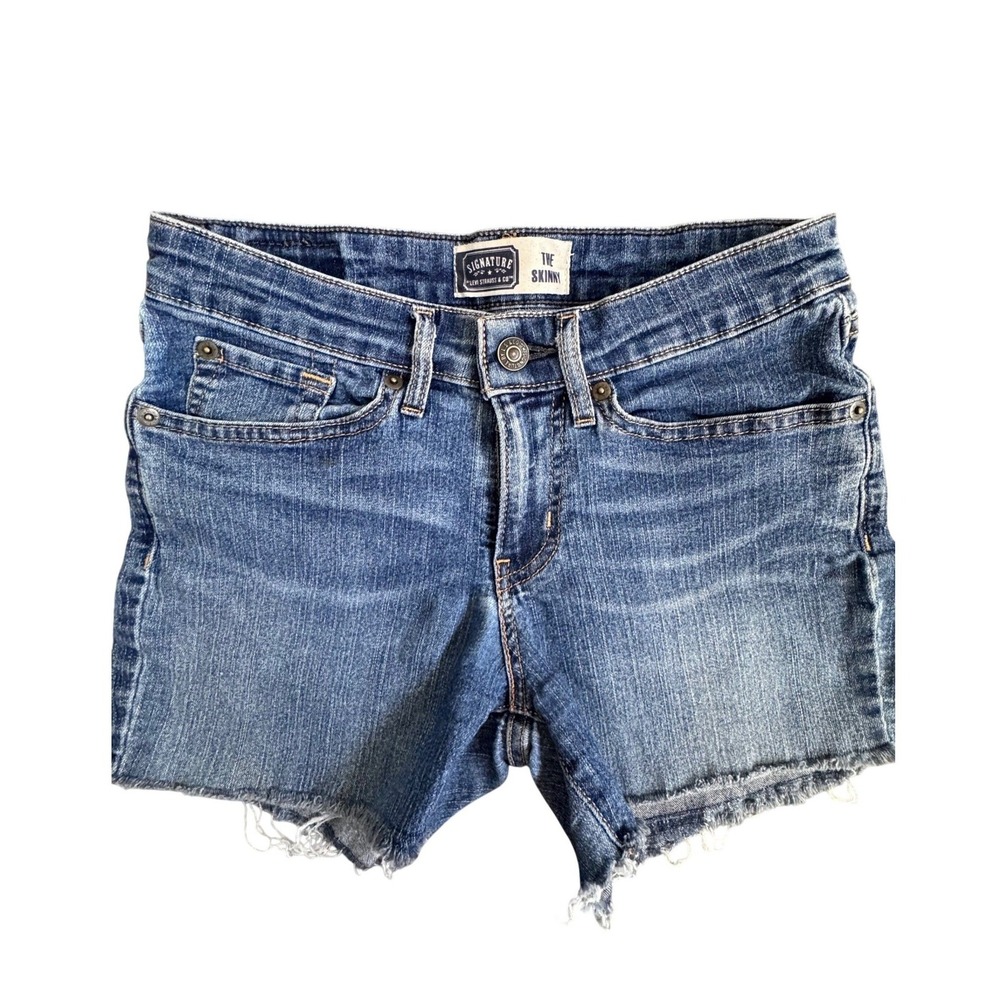 Signature by Levi Strauss Womens The Skinny Denim Shorts Medium Wash Raw Hem 4M
